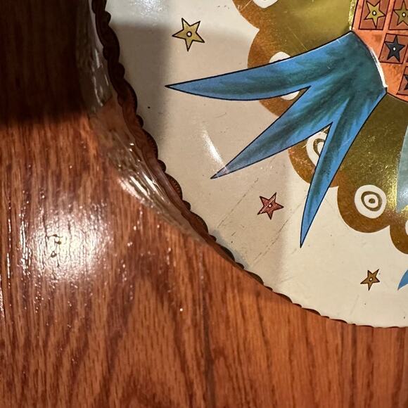 Vintage Baret Ware metal tin - Picture 7 of 7